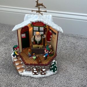 Santa’s Christmas workshop decor